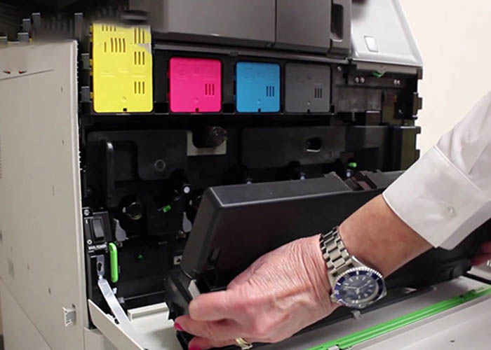 Sua-chua-may-photocopy-Konica-Minolta-o-Binh-Duong